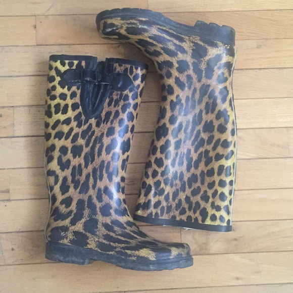 Cheetah Print Rain Boots! SZ 7! Perfect Condition! - Picture 3 of 5